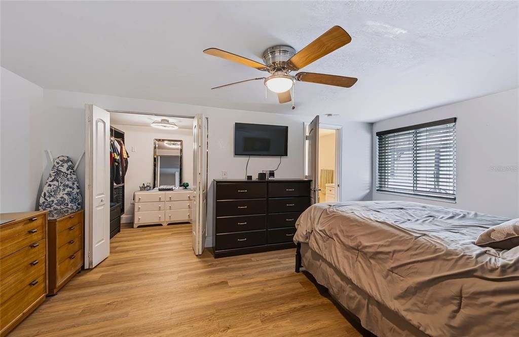 待售: $475,000 (3 贝兹, 2 浴室, 1345 平方英尺)