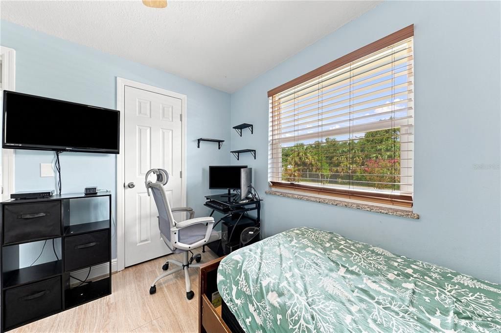 For Sale: $324,900 (3 beds, 1 baths, 1125 Square Feet)