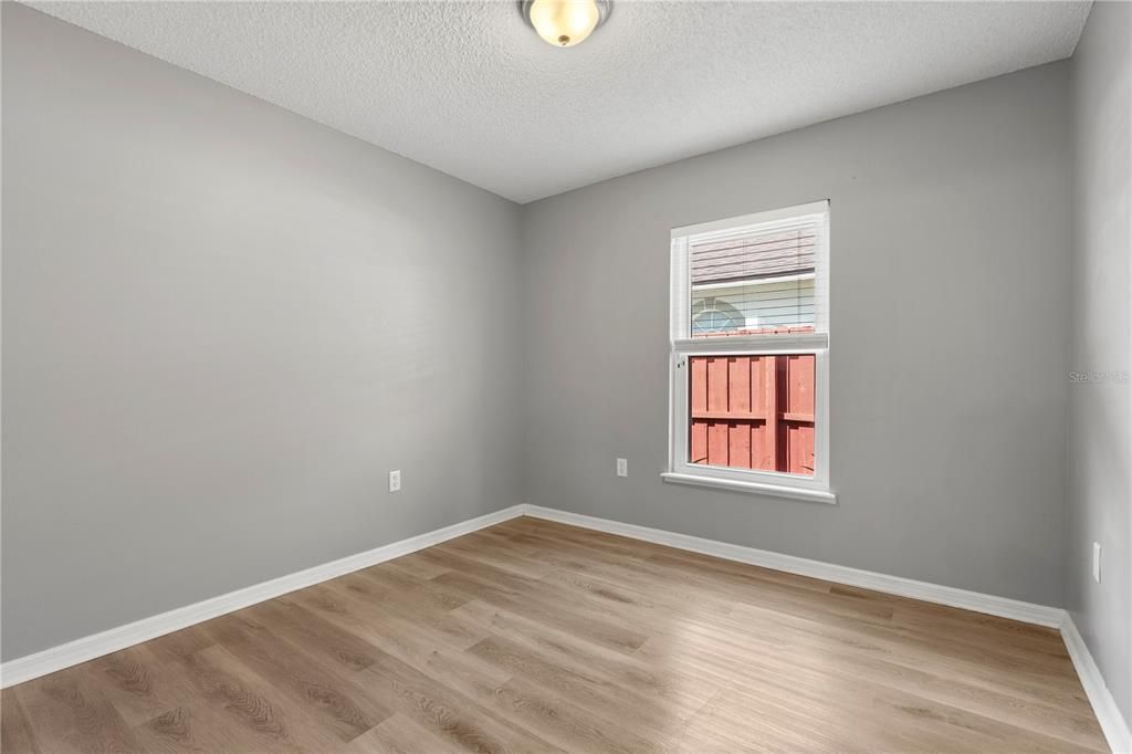 For Sale: $309,900 (3 beds, 2 baths, 1158 Square Feet)
