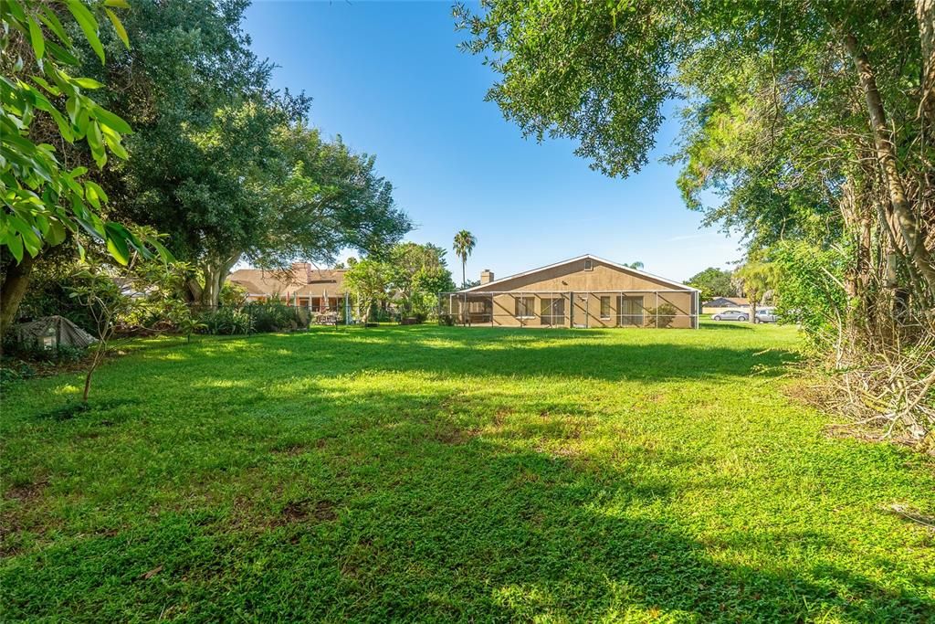 For Rent: $1,900 (4 beds, 2 baths, 1633 Square Feet)