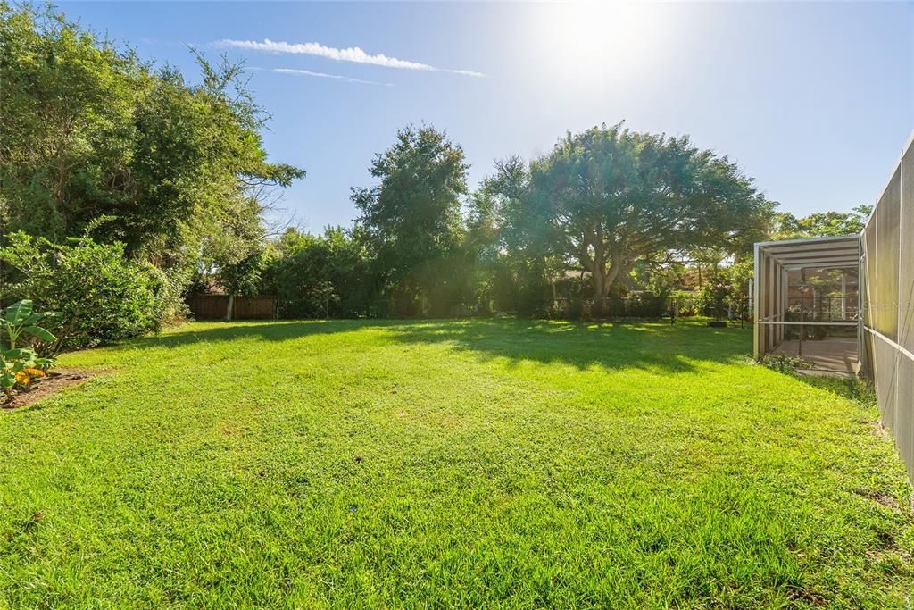 For Rent: $1,900 (4 beds, 2 baths, 1633 Square Feet)