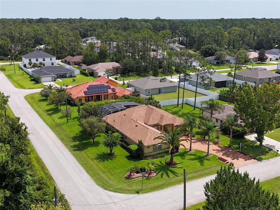 For Sale: $400,000 (3 beds, 2 baths, 1789 Square Feet)
