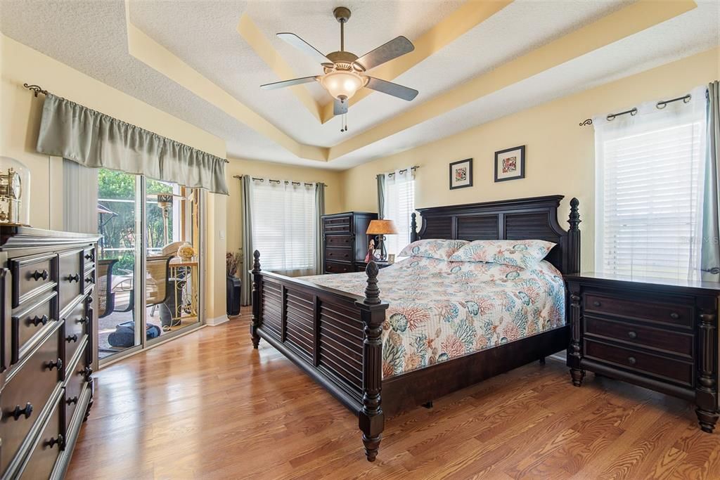 For Sale: $400,000 (3 beds, 2 baths, 1789 Square Feet)