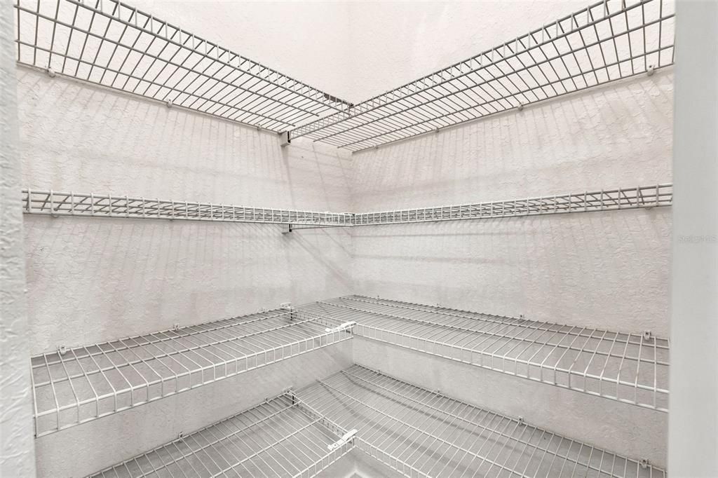 На продажу: $549,700 (4 спален, 2 ванн, 2249 Квадратных фут)