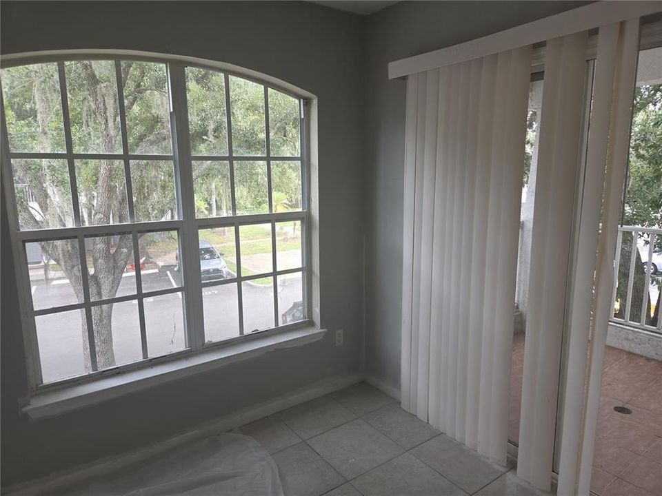 For Rent: $1,550 (2 beds, 2 baths, 1042 Square Feet)