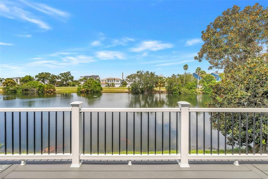 For Sale: $799,000 (4 beds, 3 baths, 2785 Square Feet)