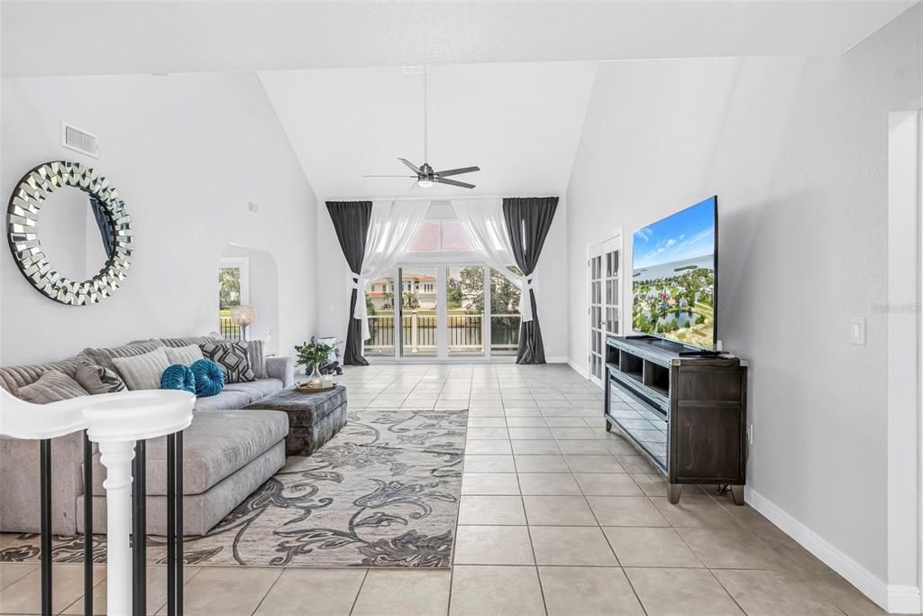 For Sale: $799,000 (4 beds, 3 baths, 2785 Square Feet)