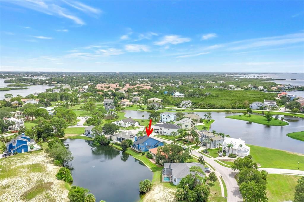 For Sale: $799,000 (4 beds, 3 baths, 2785 Square Feet)
