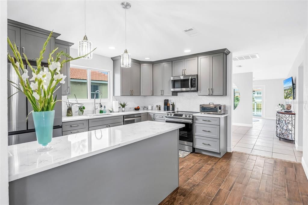 For Sale: $799,000 (4 beds, 3 baths, 2785 Square Feet)