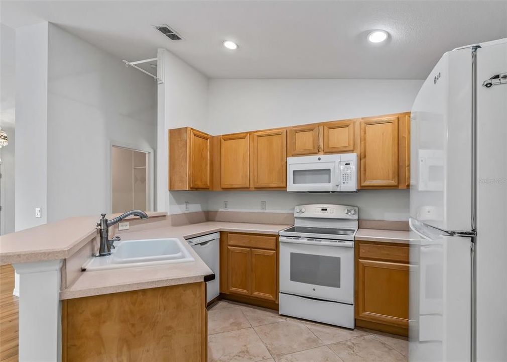 For Sale: $328,500 (3 beds, 2 baths, 1519 Square Feet)