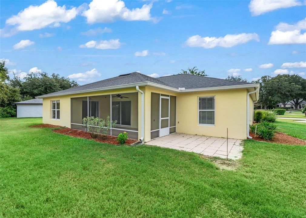 For Sale: $328,500 (3 beds, 2 baths, 1519 Square Feet)