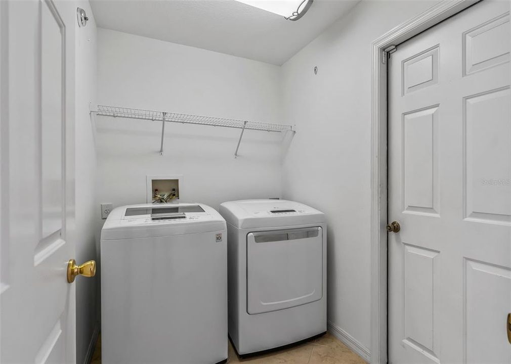 For Sale: $328,500 (3 beds, 2 baths, 1519 Square Feet)