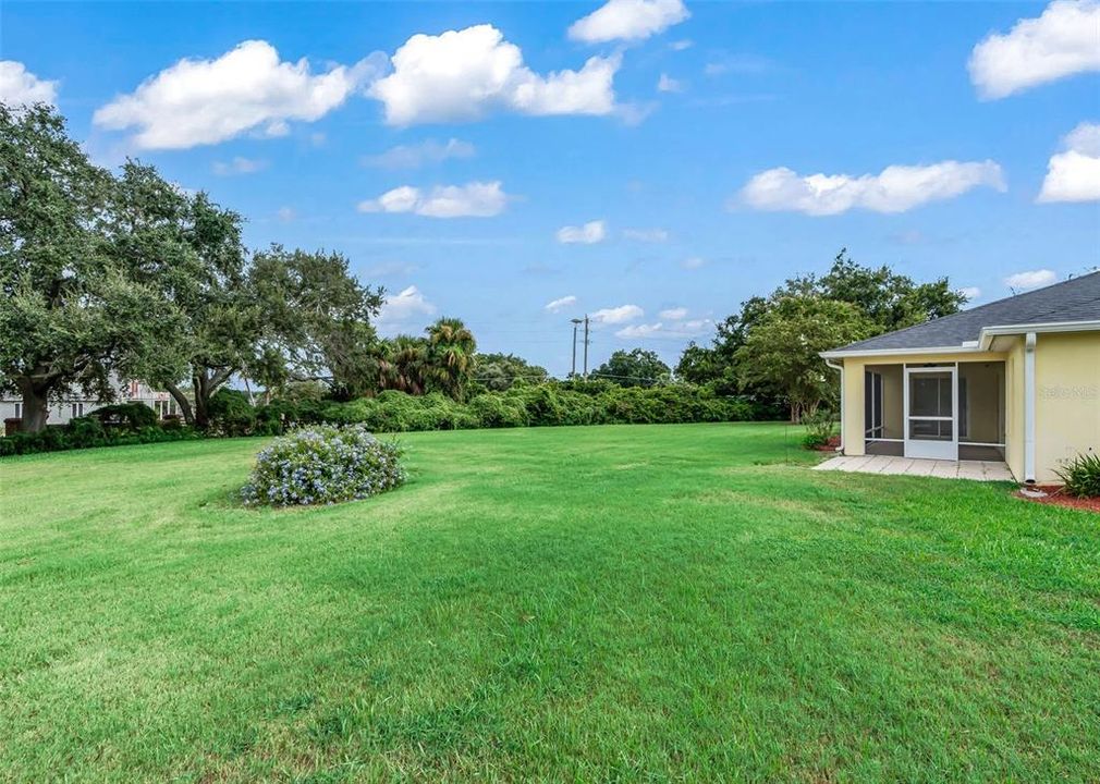 For Sale: $328,500 (3 beds, 2 baths, 1519 Square Feet)