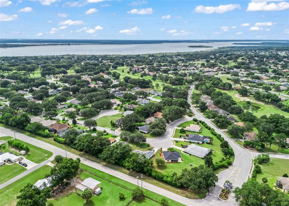 For Sale: $328,500 (3 beds, 2 baths, 1519 Square Feet)