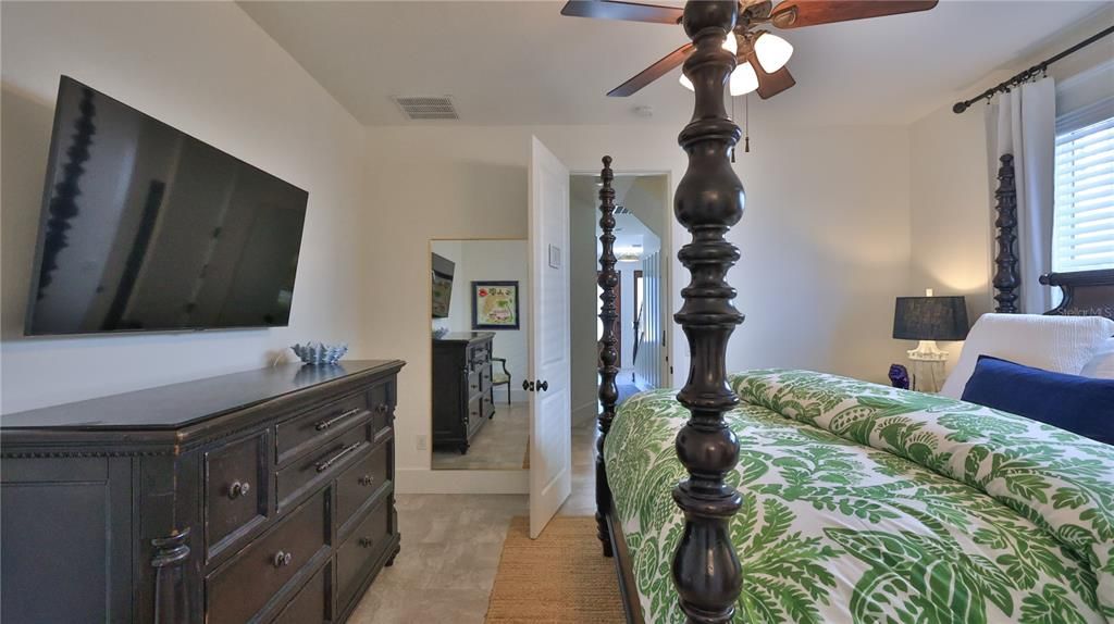For Sale: $2,390,000 (4 beds, 4 baths, 2822 Square Feet)