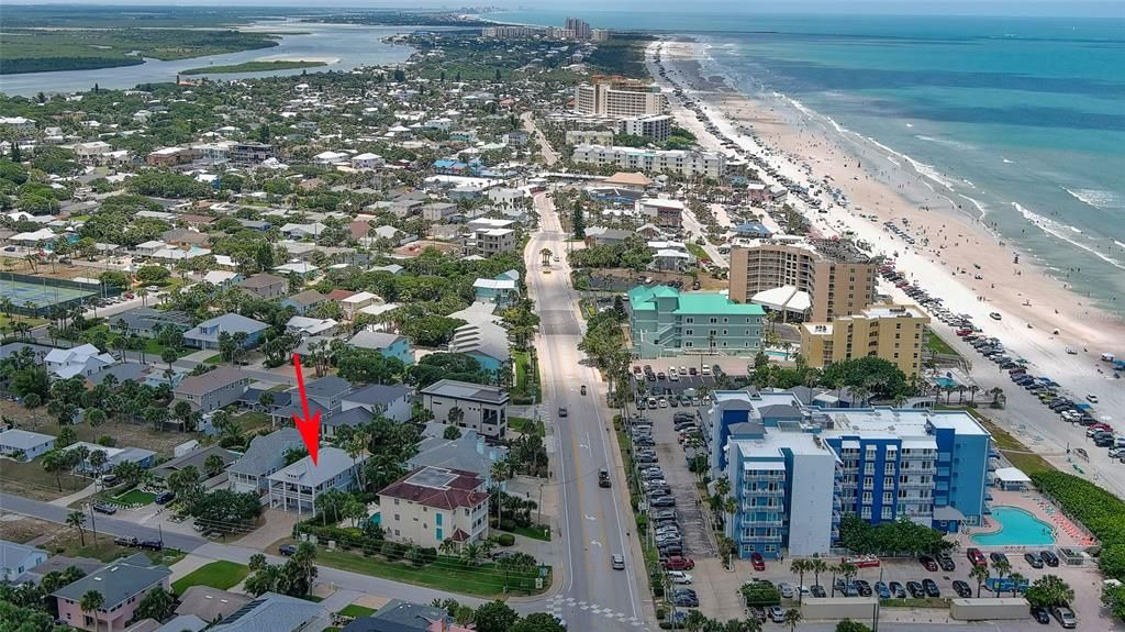 На продажу: $2,390,000 (4 спален, 4 ванн, 2822 Квадратных фут)