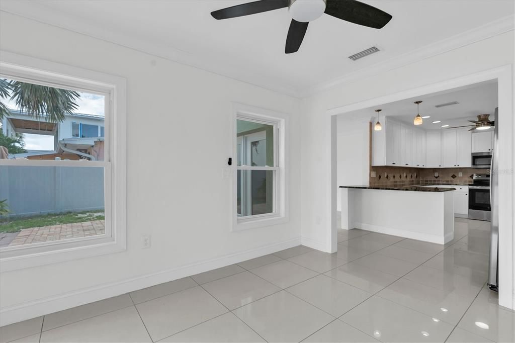 For Rent: $3,500 (3 beds, 2 baths, 1658 Square Feet)