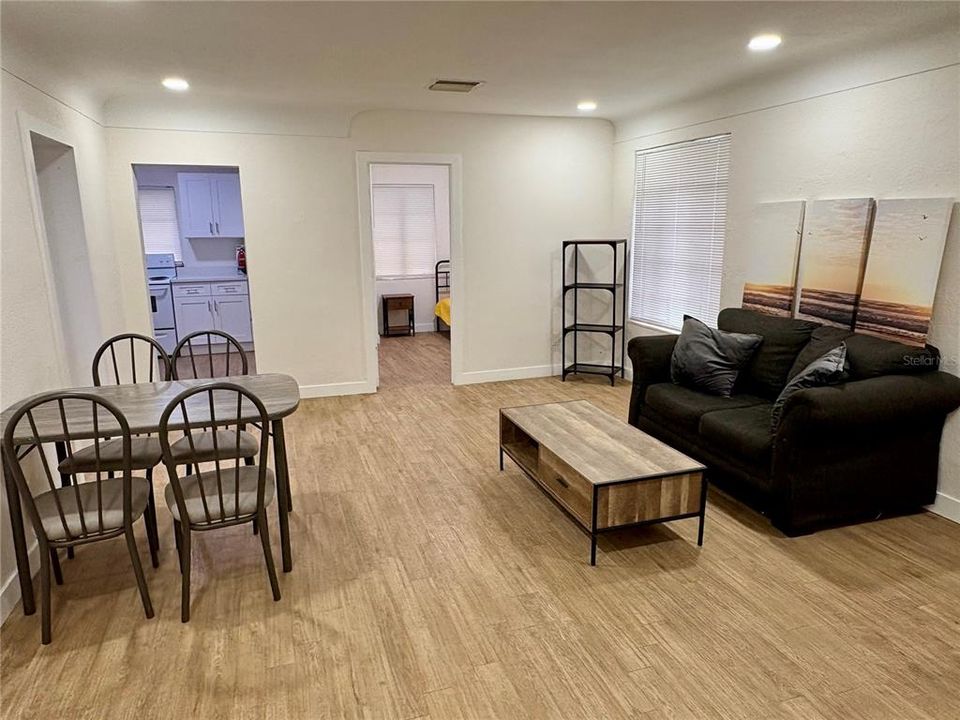 For Rent: $2,500 (4 beds, 2 baths, 1201 Square Feet)