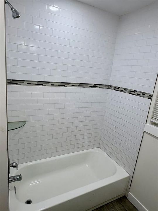 For Rent: $2,500 (4 beds, 2 baths, 1201 Square Feet)
