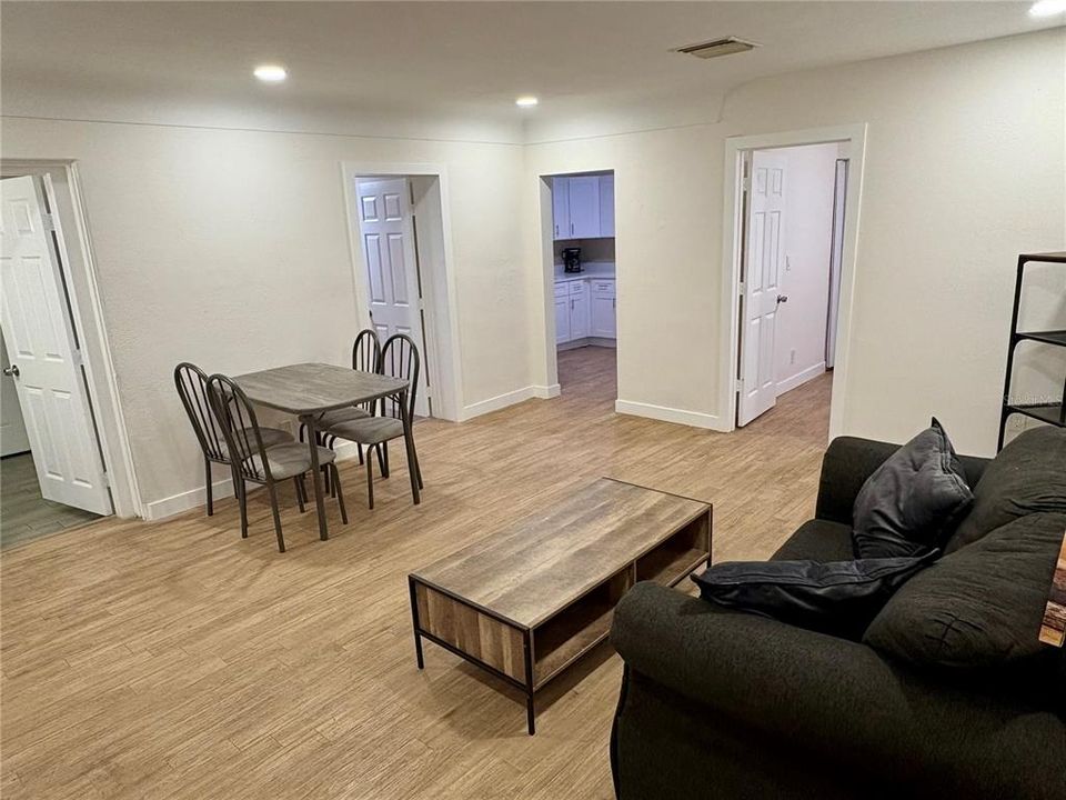 For Rent: $2,500 (4 beds, 2 baths, 1201 Square Feet)