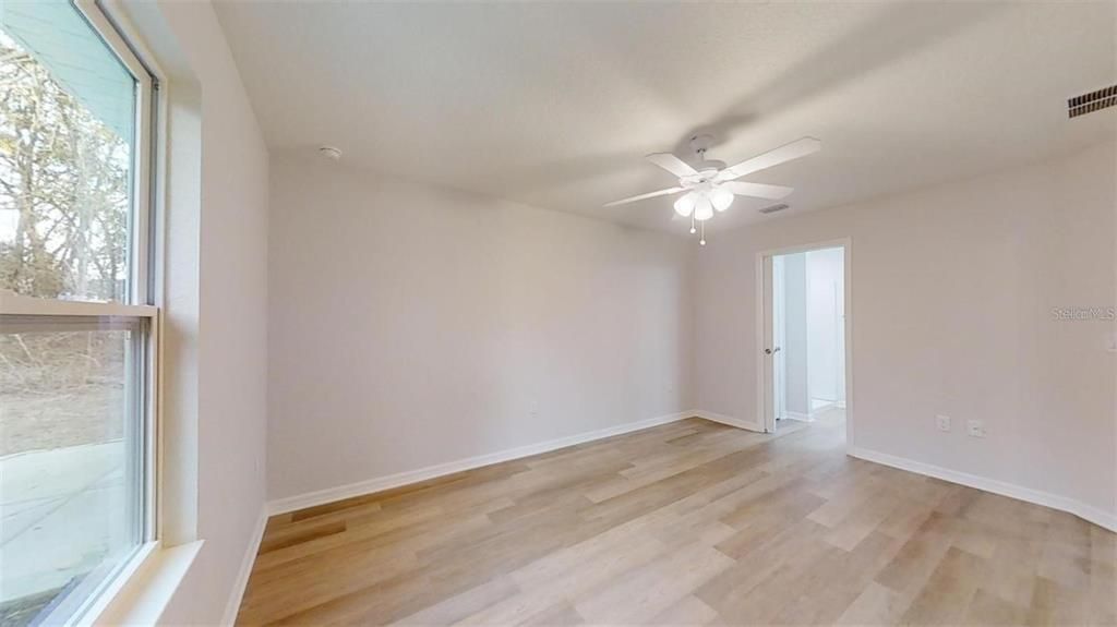 For Sale: $225,000 (3 beds, 2 baths, 1235 Square Feet)