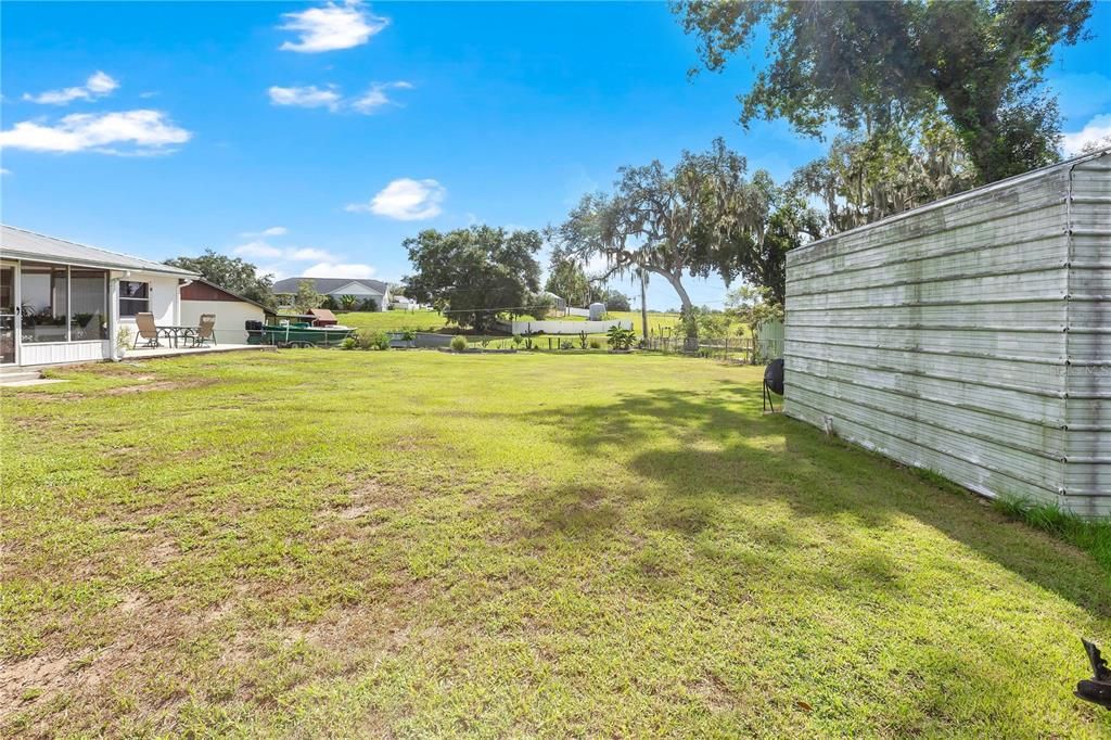 Active With Contract: $279,900 (3 beds, 2 baths, 1192 Square Feet)