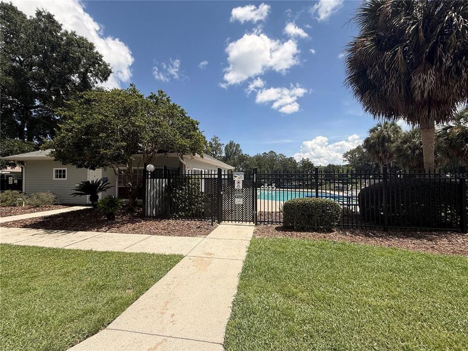 For Rent: $2,350 (3 beds, 2 baths, 1334 Square Feet)