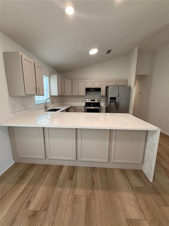 For Rent: $2,350 (3 beds, 2 baths, 1334 Square Feet)