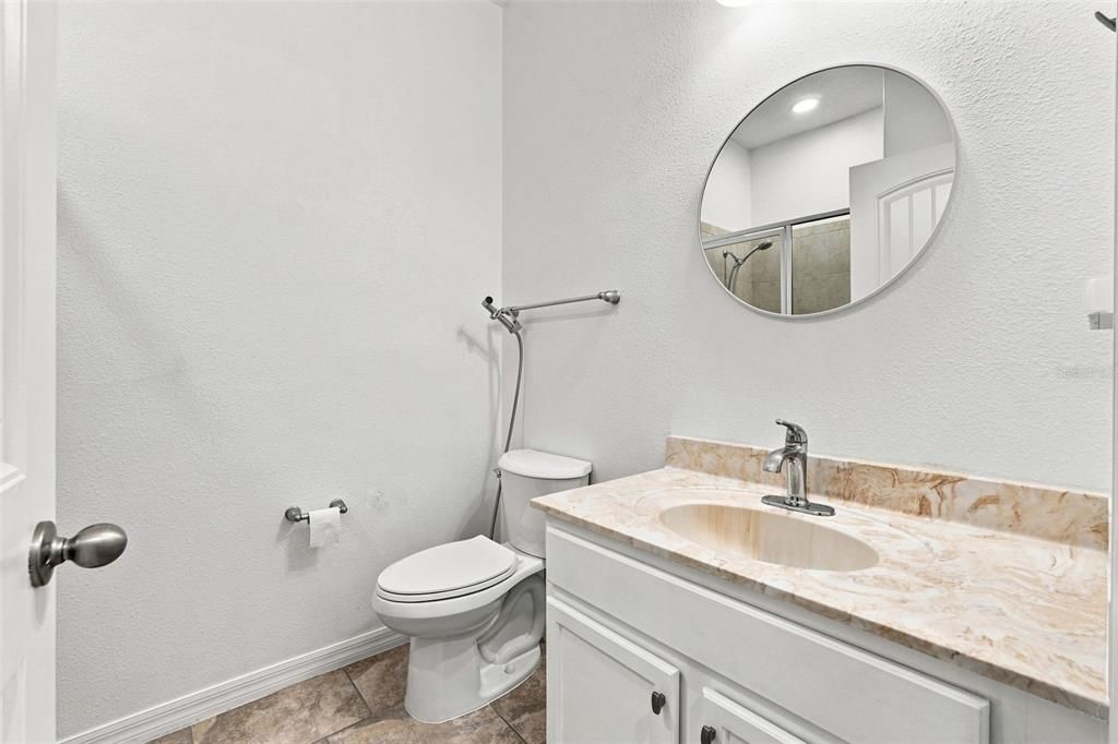 En Venta: $579,000 (4 camas, 3 baños, 2105 Pies cuadrados)