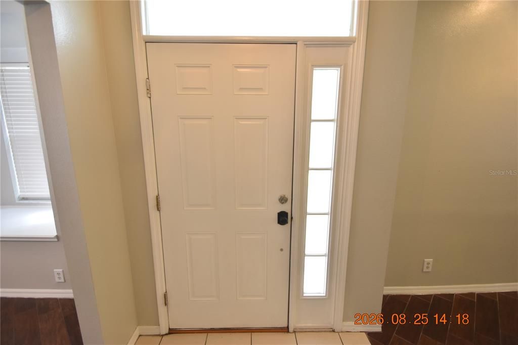 For Rent: $2,895 (3 beds, 2 baths, 1618 Square Feet)