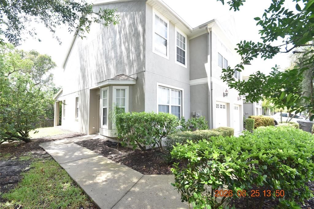 For Rent: $2,895 (3 beds, 2 baths, 1618 Square Feet)