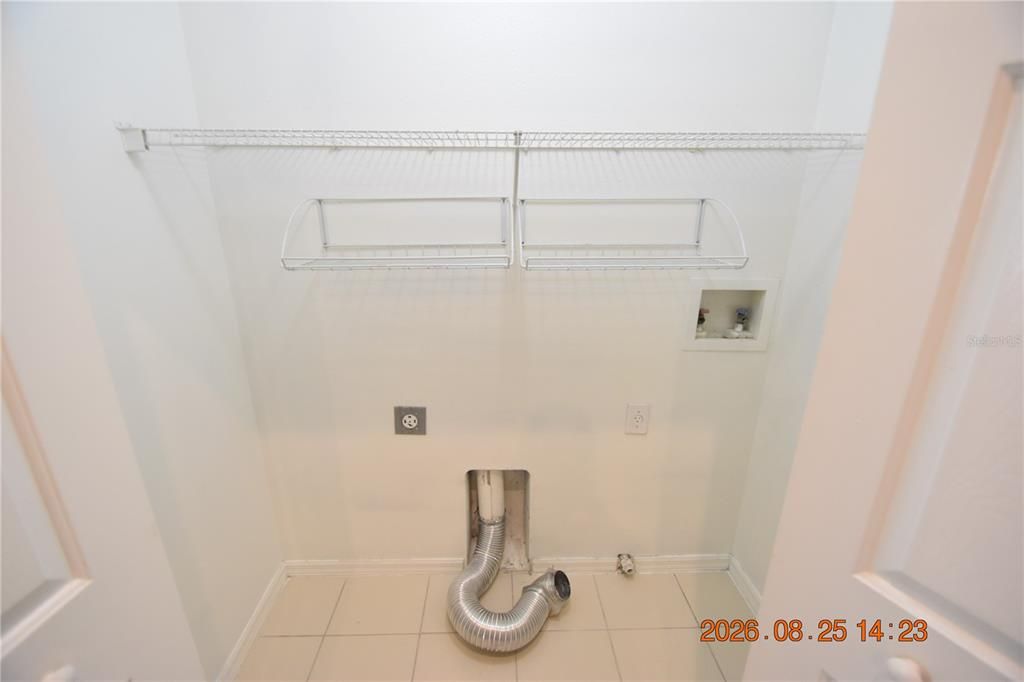 For Rent: $2,895 (3 beds, 2 baths, 1618 Square Feet)