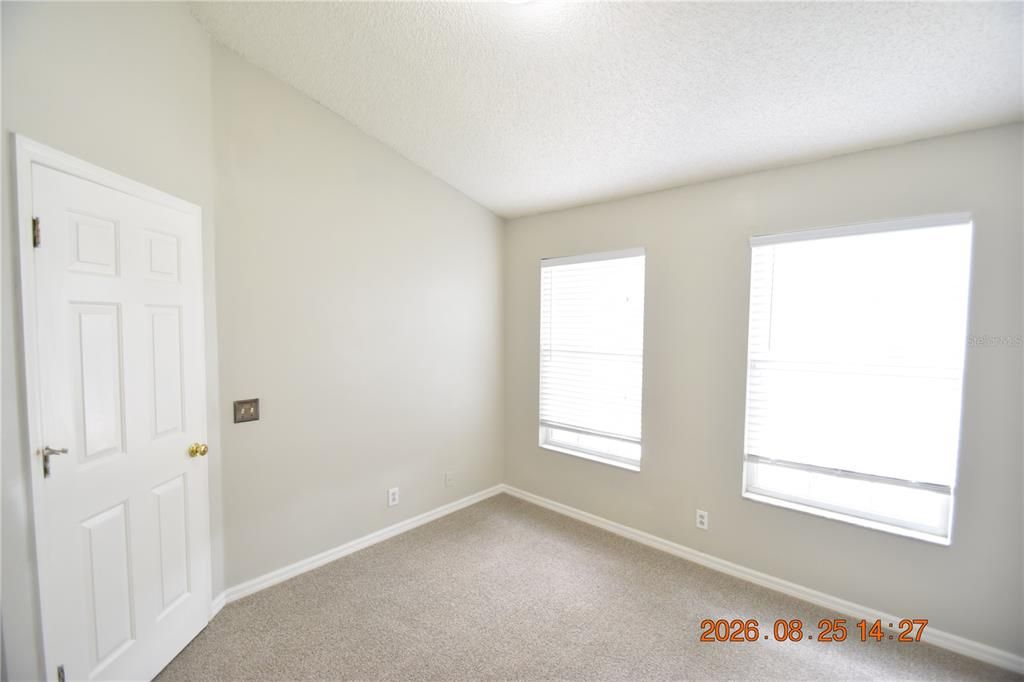 For Rent: $2,895 (3 beds, 2 baths, 1618 Square Feet)