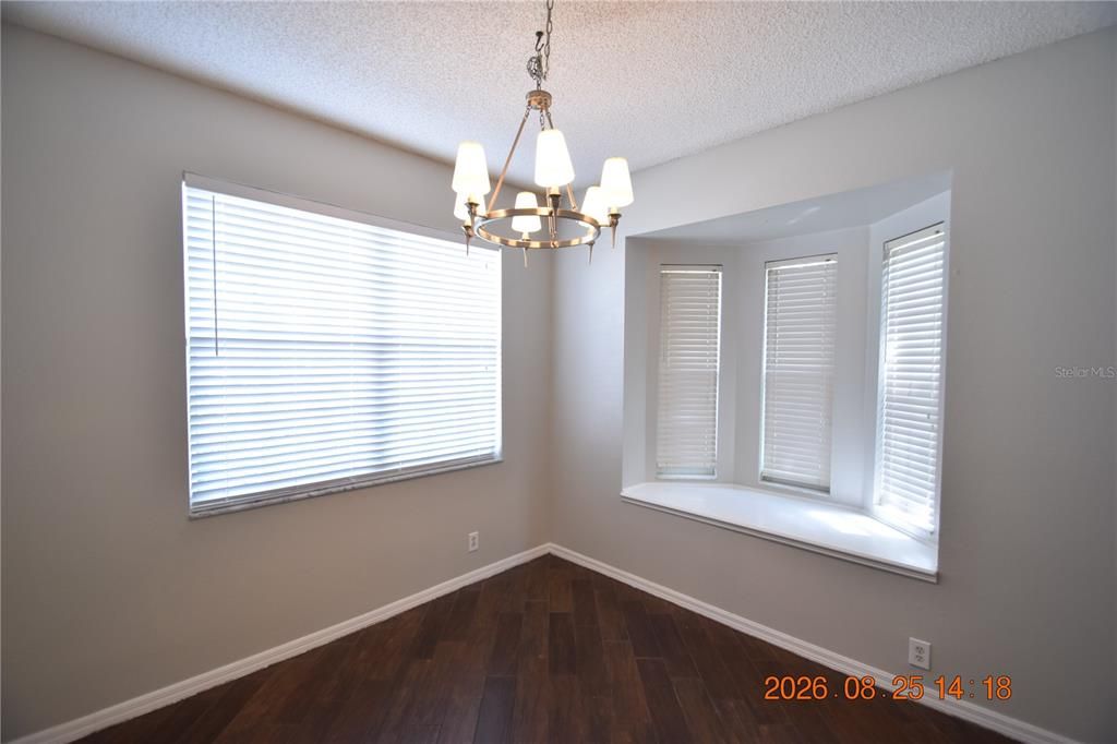 For Rent: $2,895 (3 beds, 2 baths, 1618 Square Feet)
