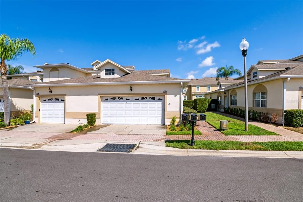 En Venta: $275,000 (2 camas, 2 baños, 1265 Pies cuadrados)