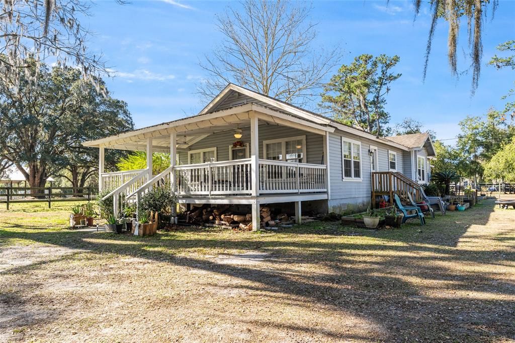 En Venta: $849,000 (3 camas, 2 baños, 1704 Pies cuadrados)