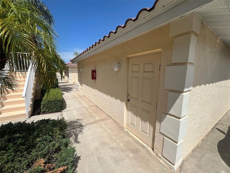 For Rent: $1,799 (3 beds, 2 baths, 1383 Square Feet)