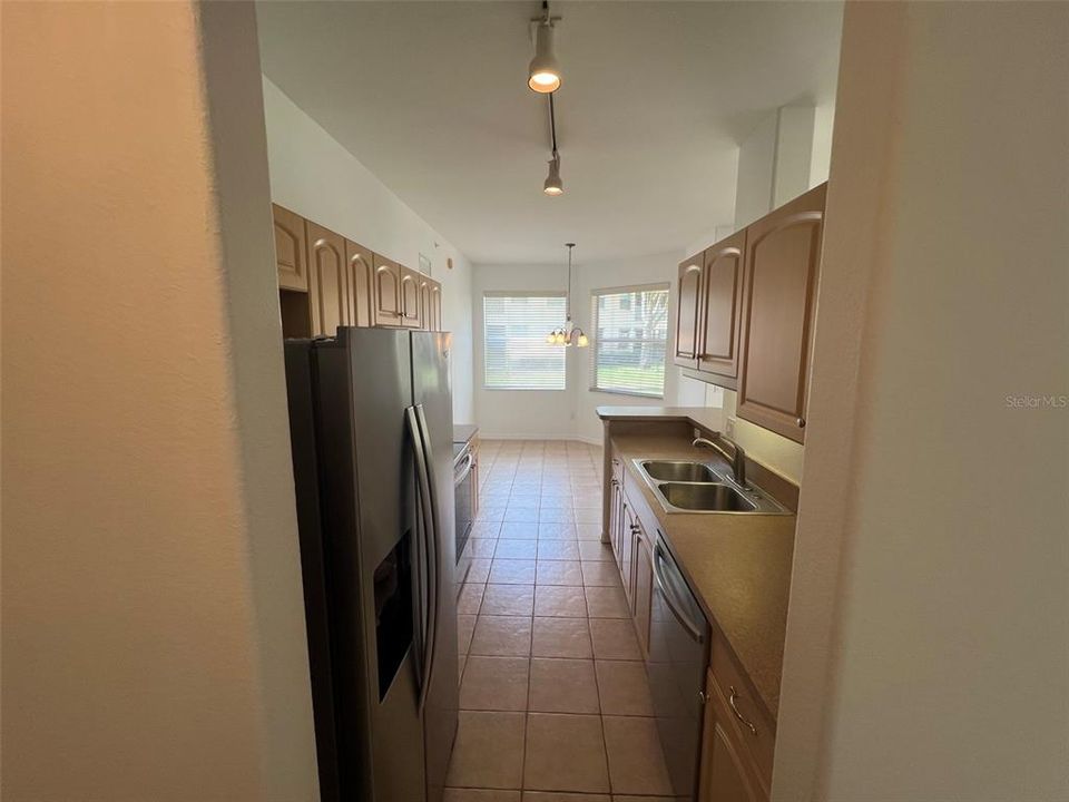 For Rent: $1,799 (3 beds, 2 baths, 1383 Square Feet)