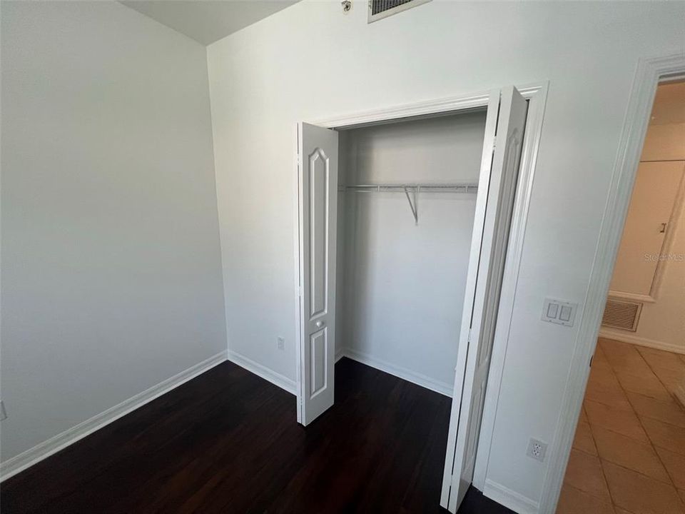 For Rent: $1,799 (3 beds, 2 baths, 1383 Square Feet)