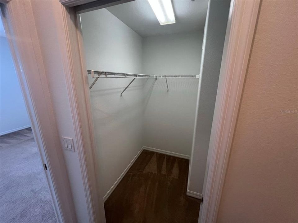 For Rent: $1,799 (3 beds, 2 baths, 1383 Square Feet)
