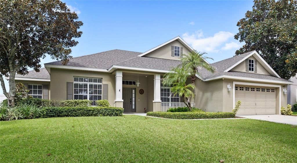 For Sale: $370,000 (3 beds, 2 baths, 2018 Square Feet)