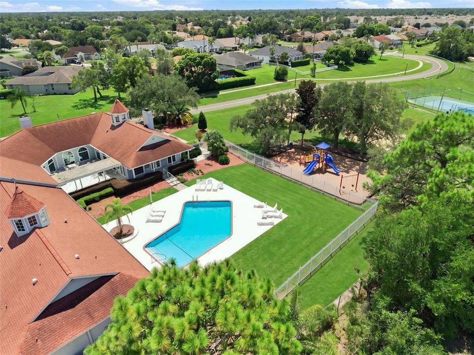 For Sale: $515,000 (5 beds, 3 baths, 2984 Square Feet)