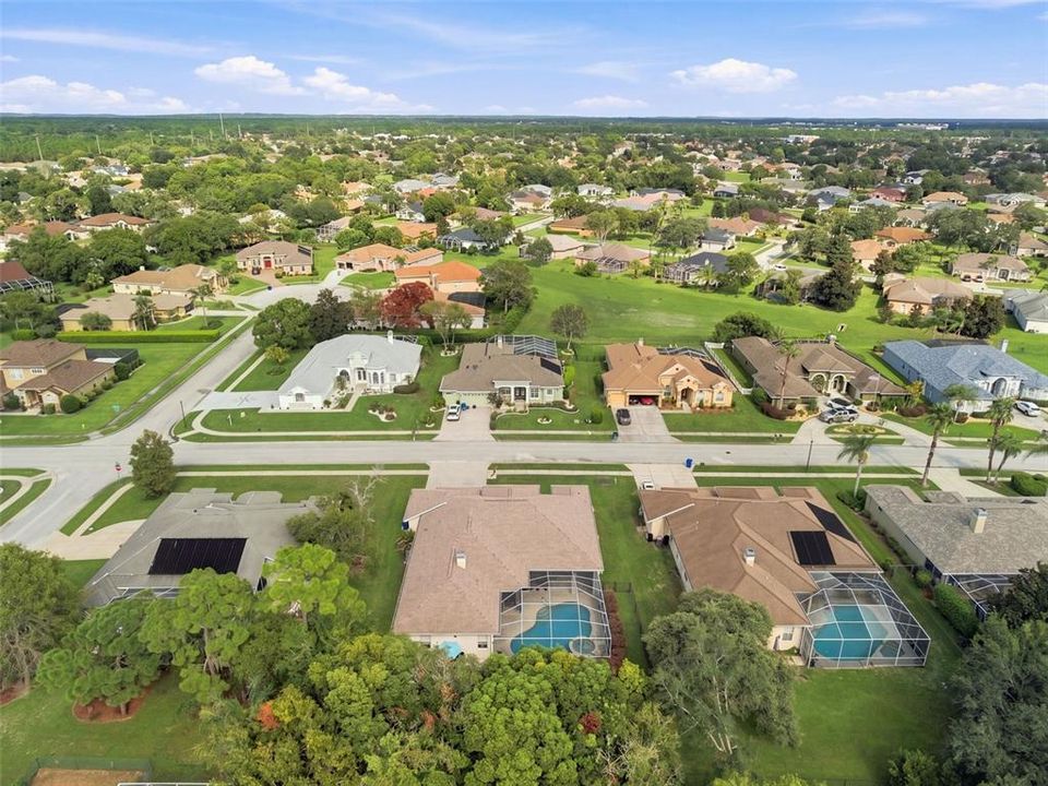 For Sale: $515,000 (5 beds, 3 baths, 2984 Square Feet)