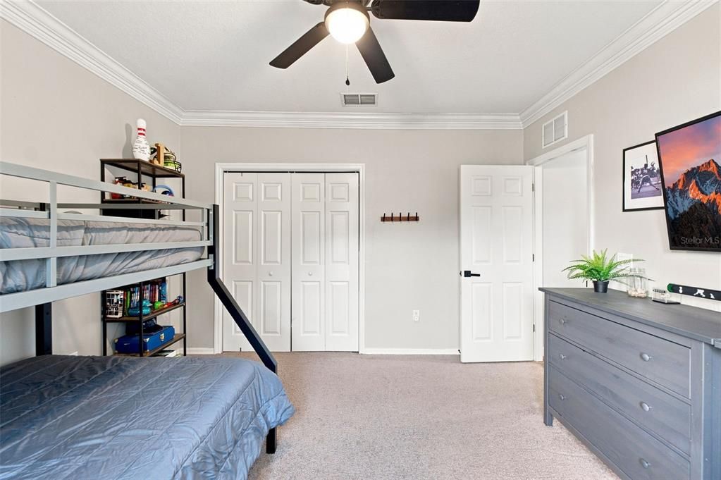 For Sale: $515,000 (5 beds, 3 baths, 2984 Square Feet)