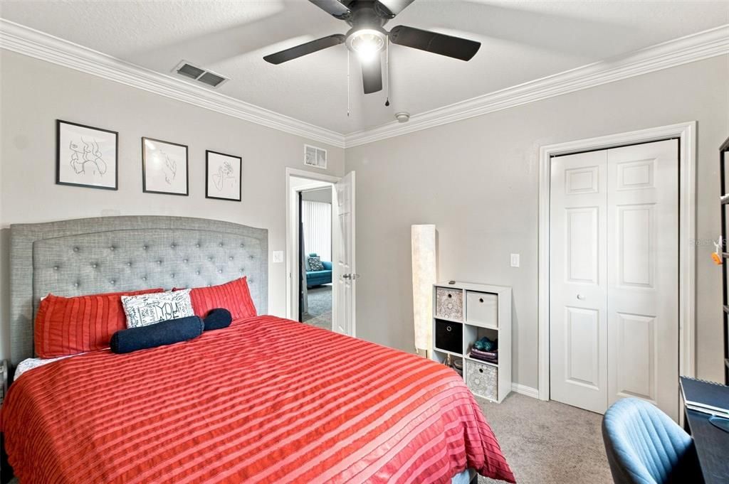 For Sale: $515,000 (5 beds, 3 baths, 2984 Square Feet)