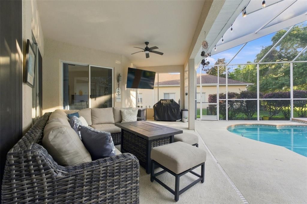 For Sale: $515,000 (5 beds, 3 baths, 2984 Square Feet)