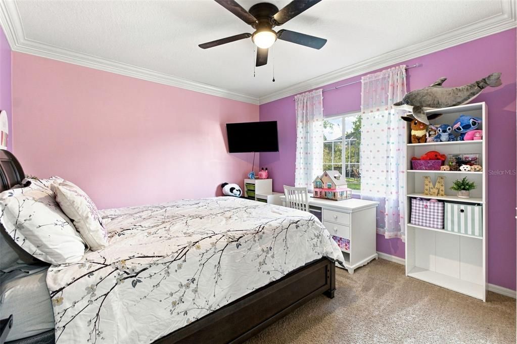 For Sale: $515,000 (5 beds, 3 baths, 2984 Square Feet)