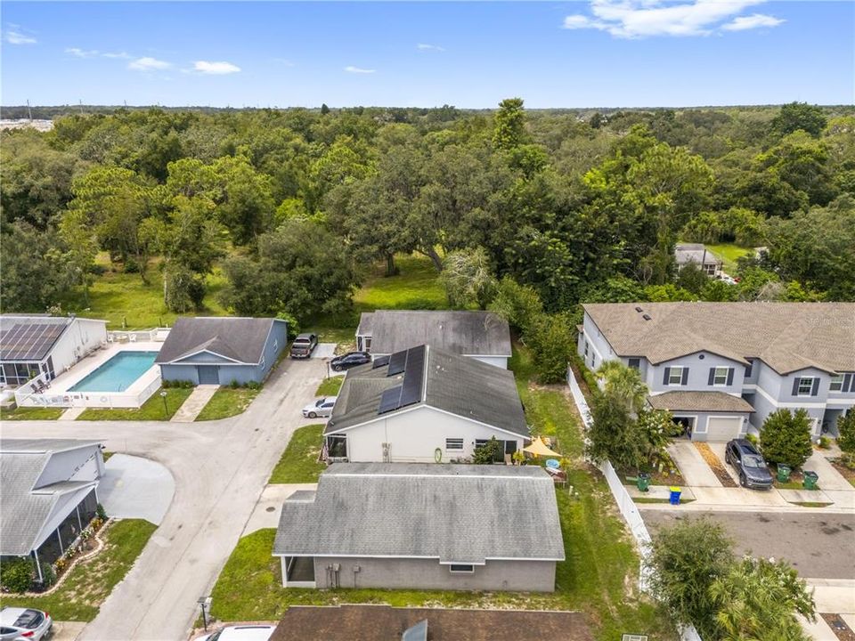 For Sale: $205,000 (2 beds, 2 baths, 1034 Square Feet)