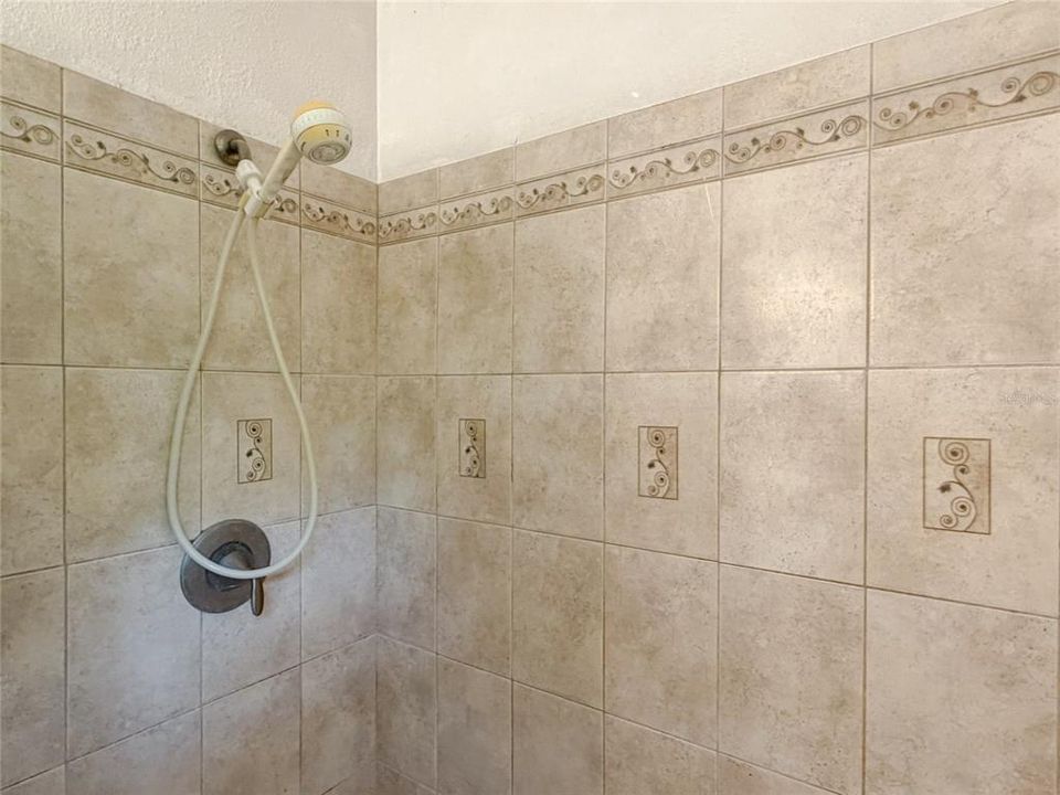 En Venta: $279,900 (3 camas, 2 baños, 1551 Pies cuadrados)