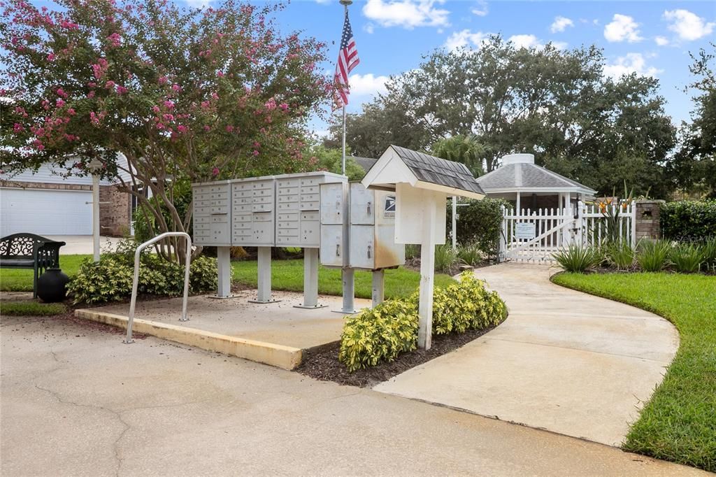 For Sale: $320,000 (3 beds, 2 baths, 1959 Square Feet)